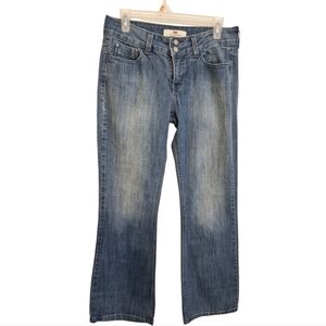 Levi's Original Red Tab 526 Women's Classic Bootcut Jeans - Size 4 Short